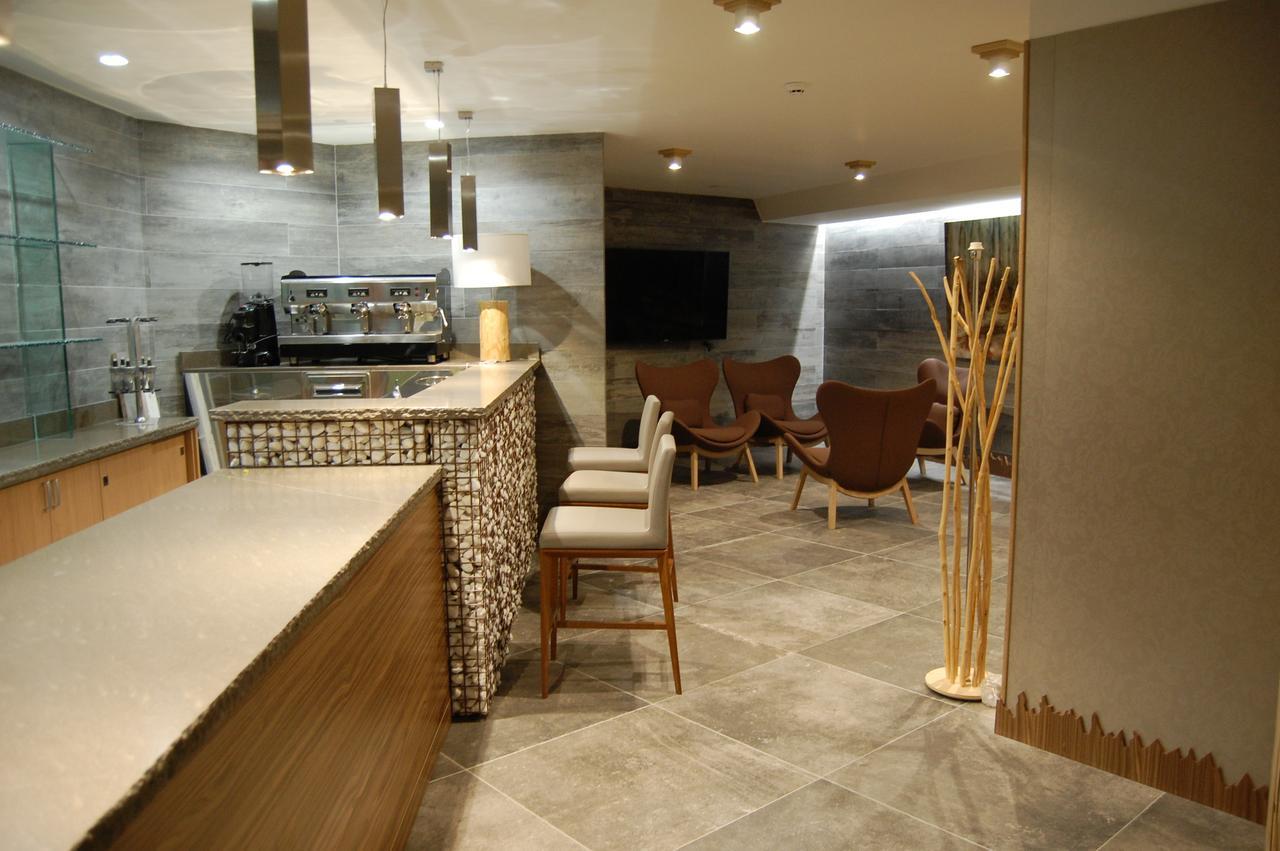 National Park Hotel & Spa Cotronei Екстериор снимка