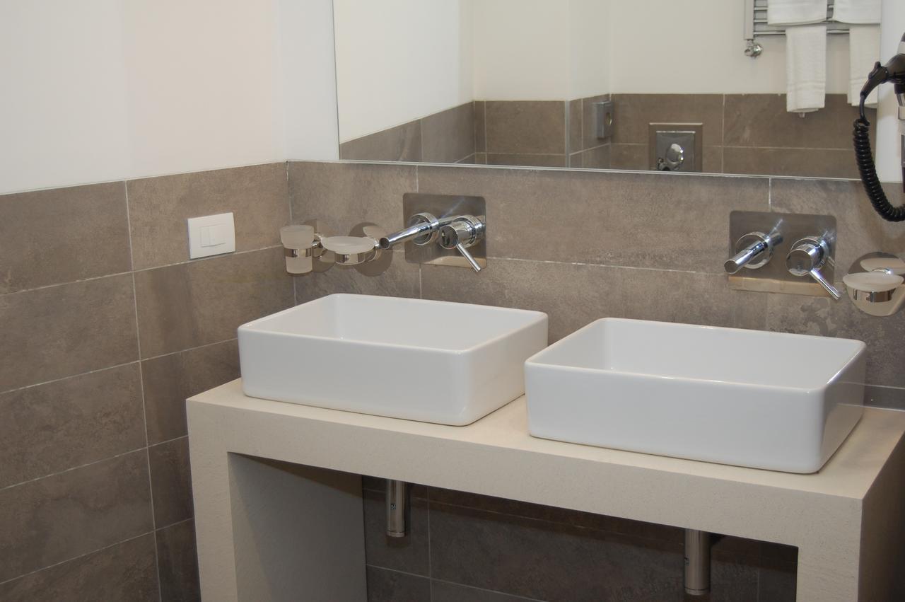 National Park Hotel & Spa Cotronei Екстериор снимка