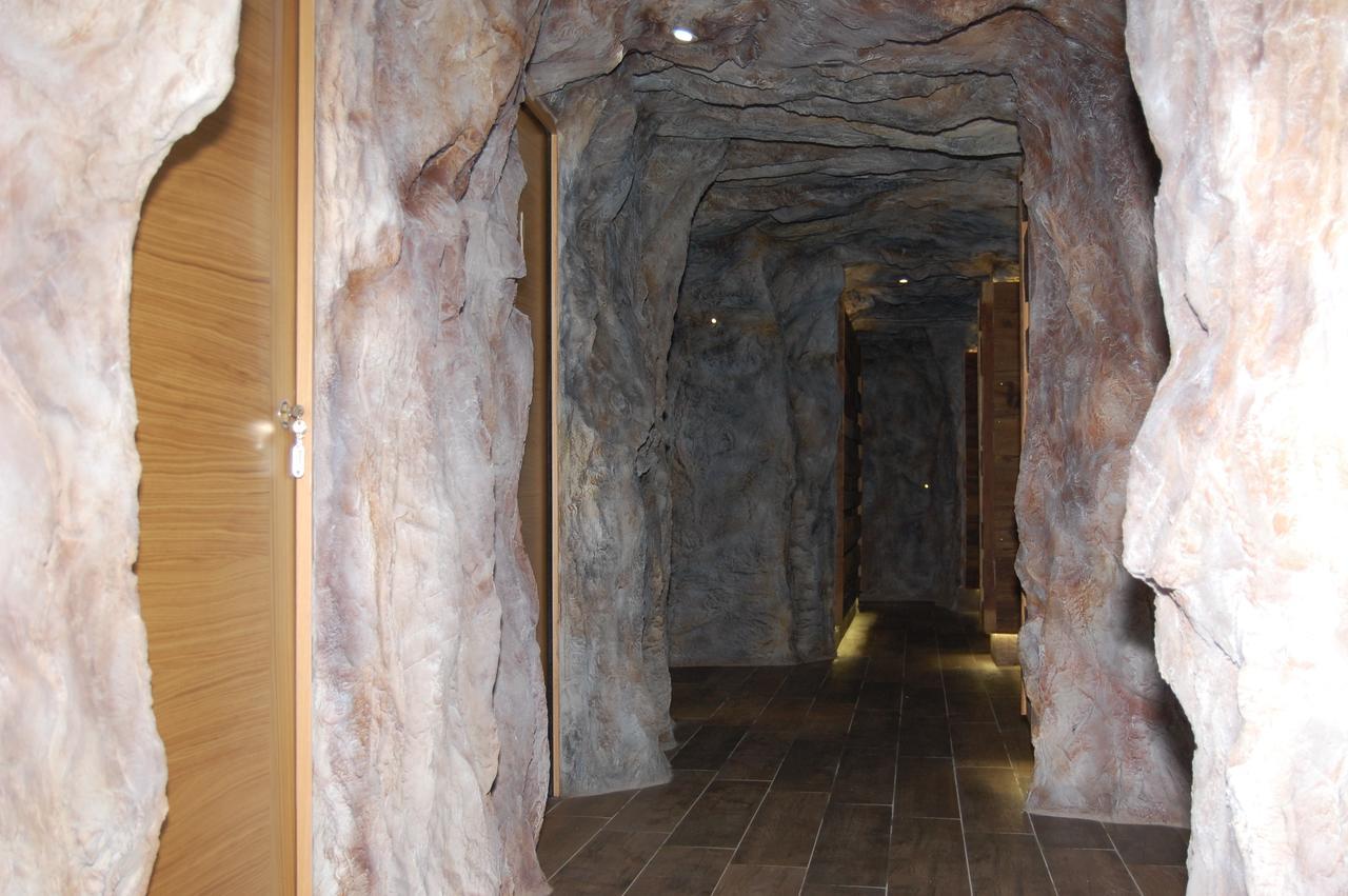 National Park Hotel & Spa Cotronei Екстериор снимка