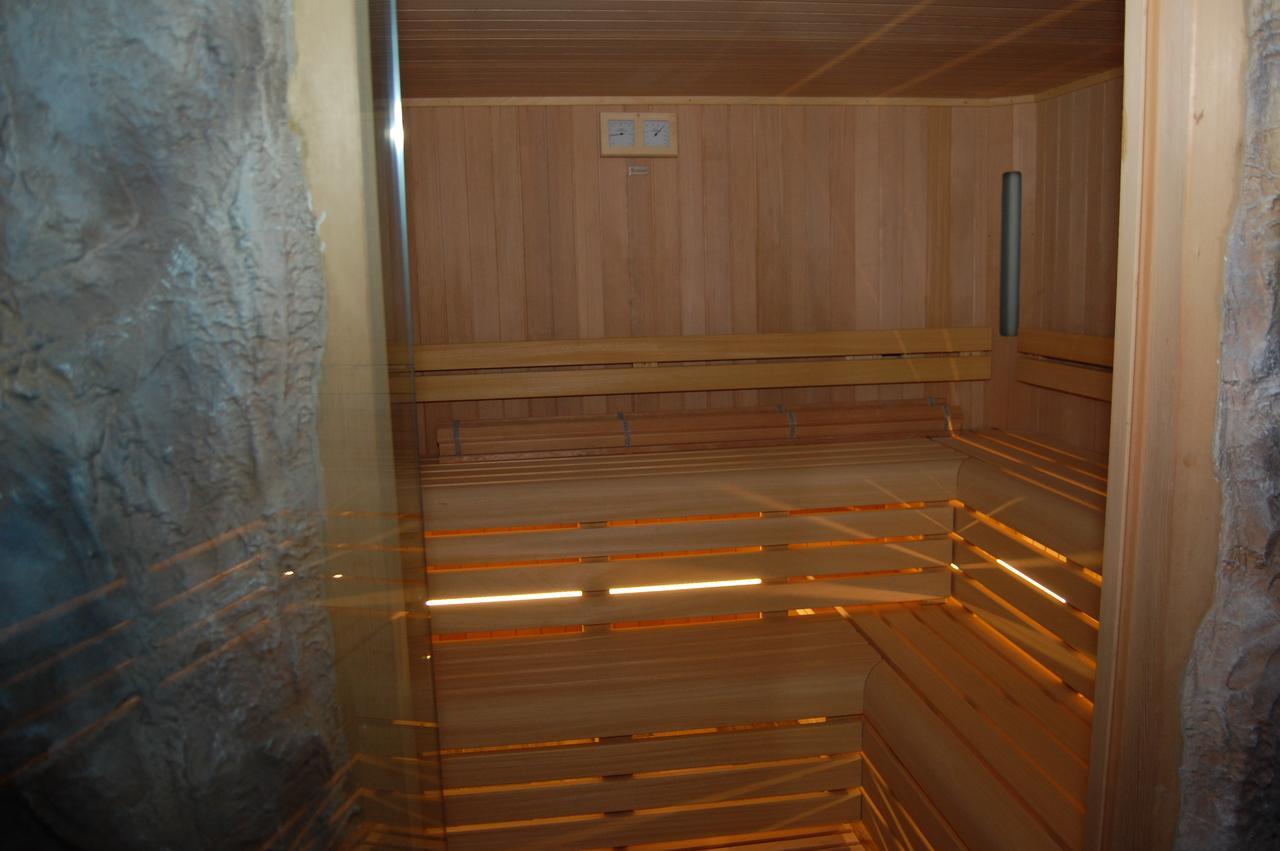 National Park Hotel & Spa Cotronei Екстериор снимка
